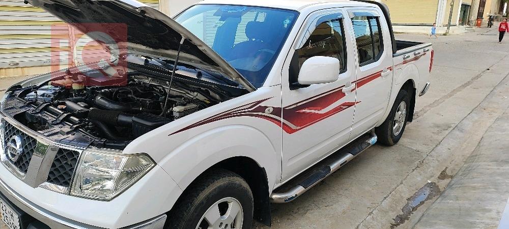 نيسان نافارا